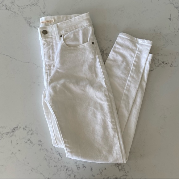 Levi’s 721 HIGH RISE SKINNY WOMEN'S JEANS. White. - Picture 9 of 12